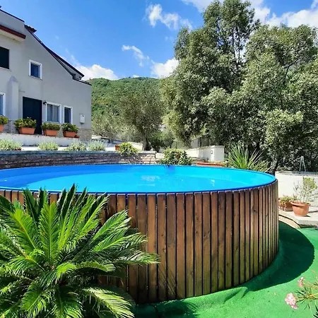 Casa Elisabetta Shortlets * Caposele