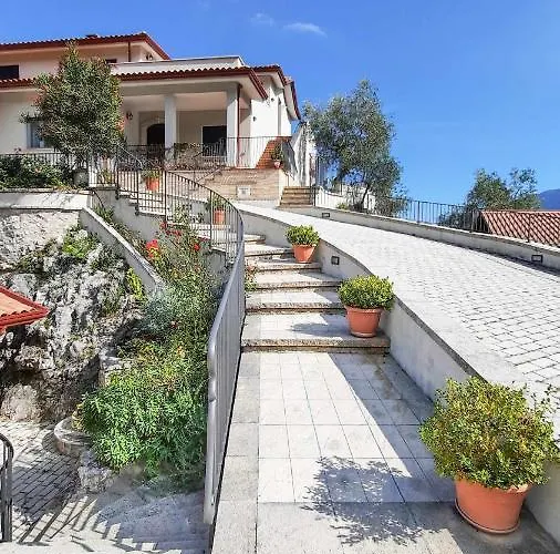 Casa Elisabetta Shortlets *